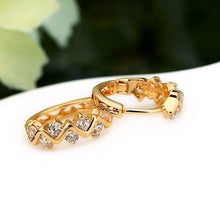 1pair trendy 18k gold plated hoop earrings women gift jewelry crystal rhinestone hollow wave ear stud for girl lady TIML66