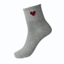 And Women Socks Harajuku Red Heart Cute College Sokken Calcetines Mujer Simple Basic Fresh Pug Socks TIML66 TIML66