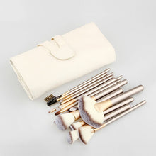 Pro Cosmetics Brushes Set Wood Material Stems Brush Horse Hair Makeup Foundation Powder Blush Eyeliner Brushe 12/18pcs PY2 TIML66